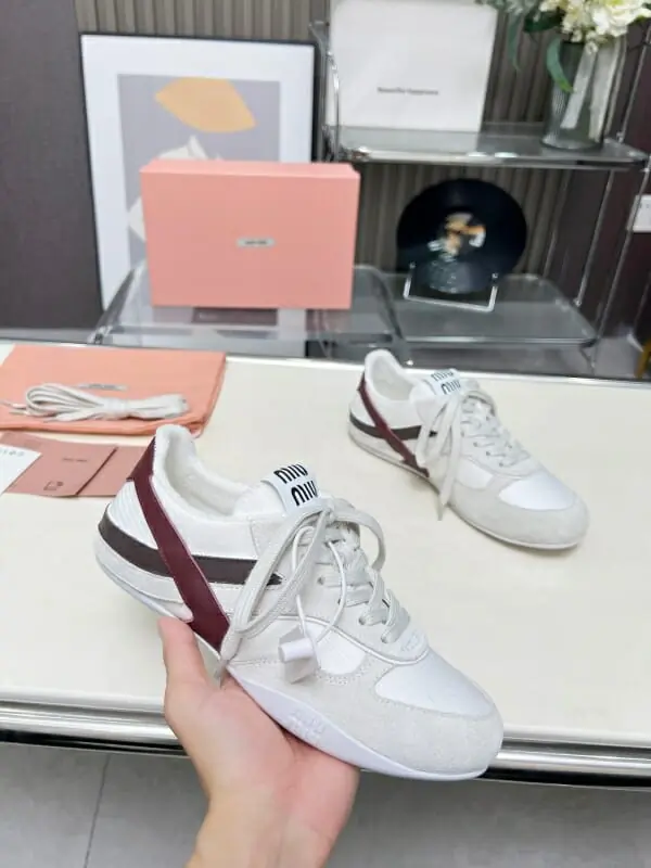 miu miu decontractees chaussures pour homme s_12664442